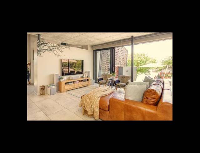 4 BEDROOM HOUSE FOR SALE IN COPPERLEAF ESTATE